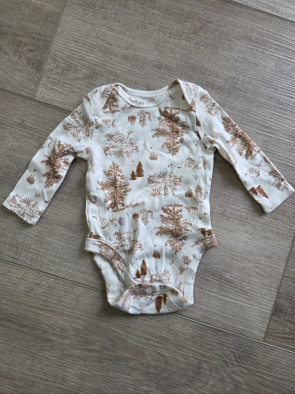Old Navy Disney Winnie The Pooh Long Sleeve Bodysuit 0-3 Month
